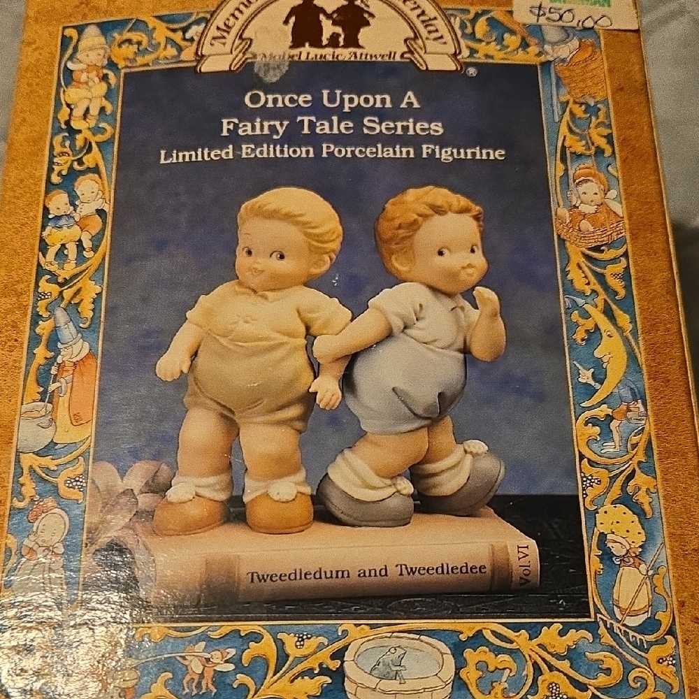 Once Upon A Fairy Tale Series Porcelain Figurine Tweedledum And Tweedledee